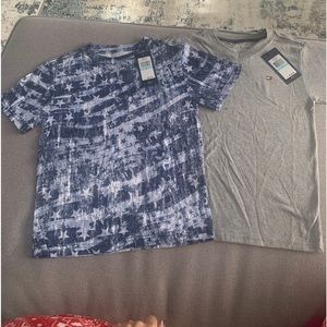 2 Lot Bundle Tommy Hilfiger Youth/Kids Grey Crew Neck T-Shirt, Size 5 Blue Star